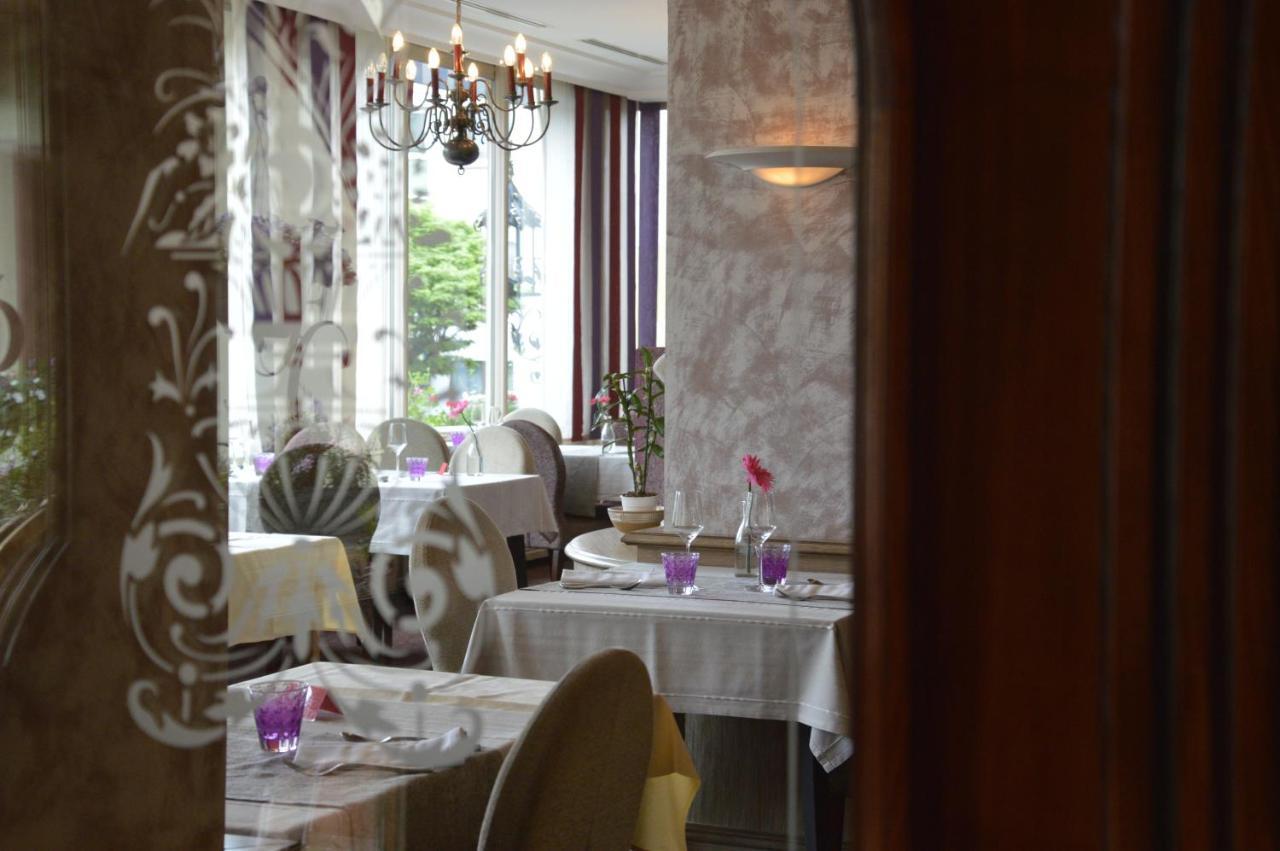 Hôtel Restaurant Le Bristol Niederbronn-les-Bains Exterior foto